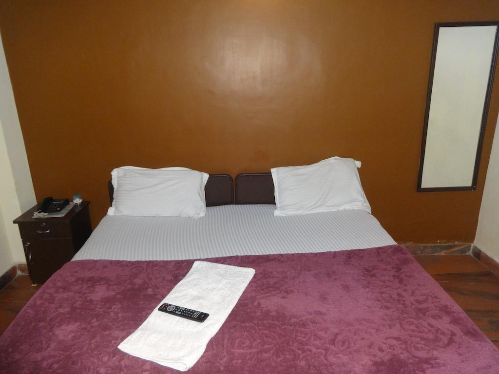 Hotel The Crown